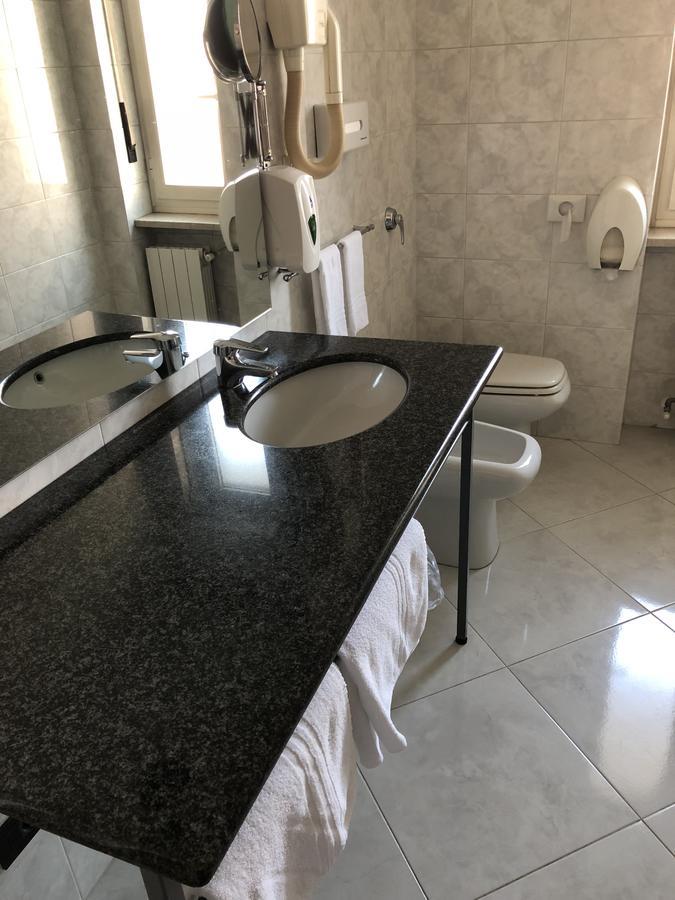 Hotel Frejus Collegno Ngoại thất bức ảnh