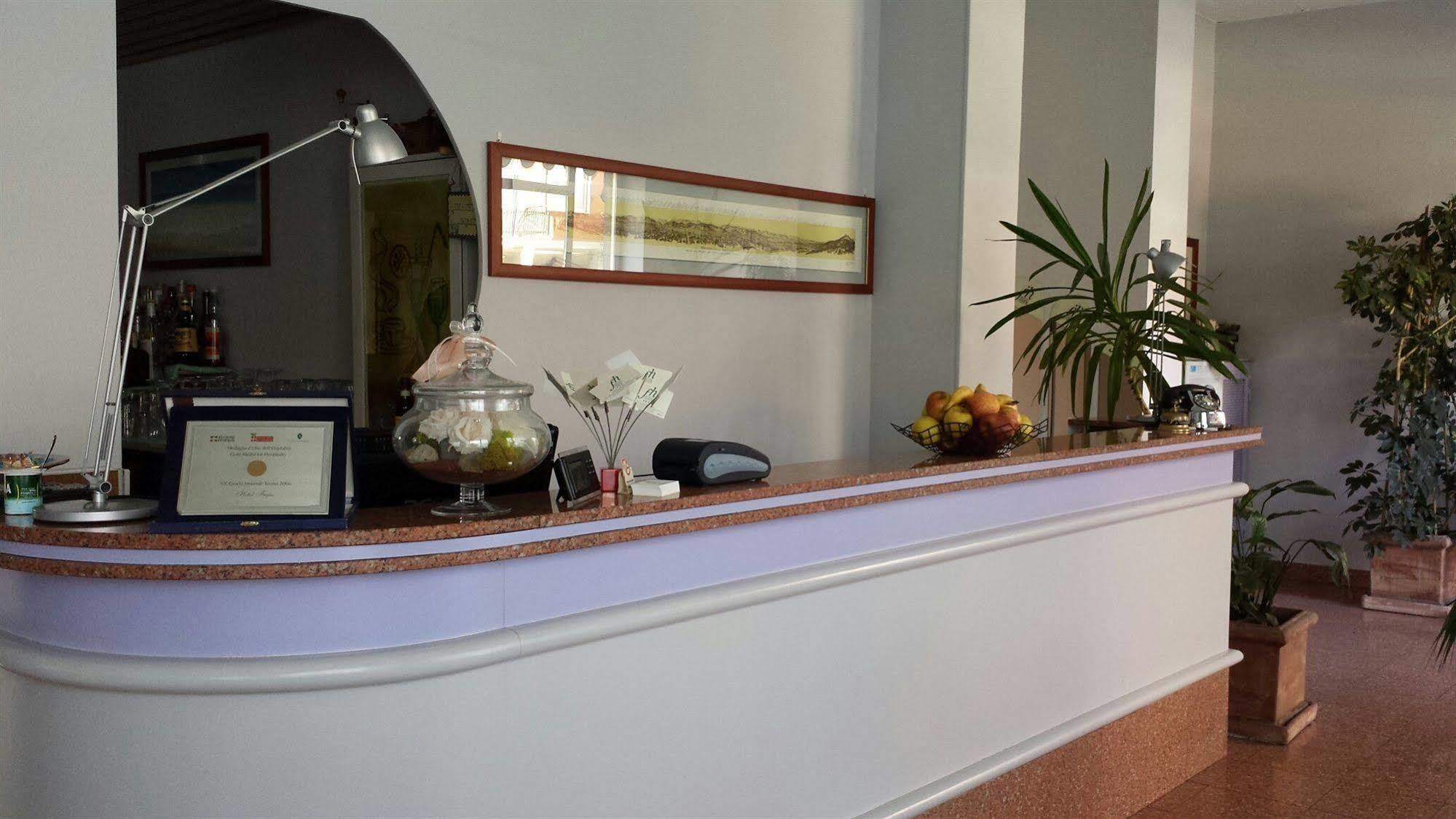 Hotel Frejus Collegno Ngoại thất bức ảnh